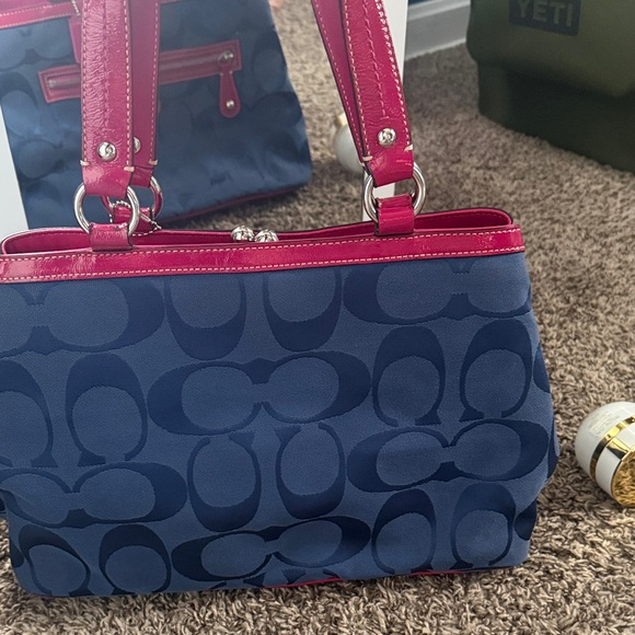2010 coach bag with kiss lock Stylish Blue and Pink Women's Bag - Picture 7 of 7